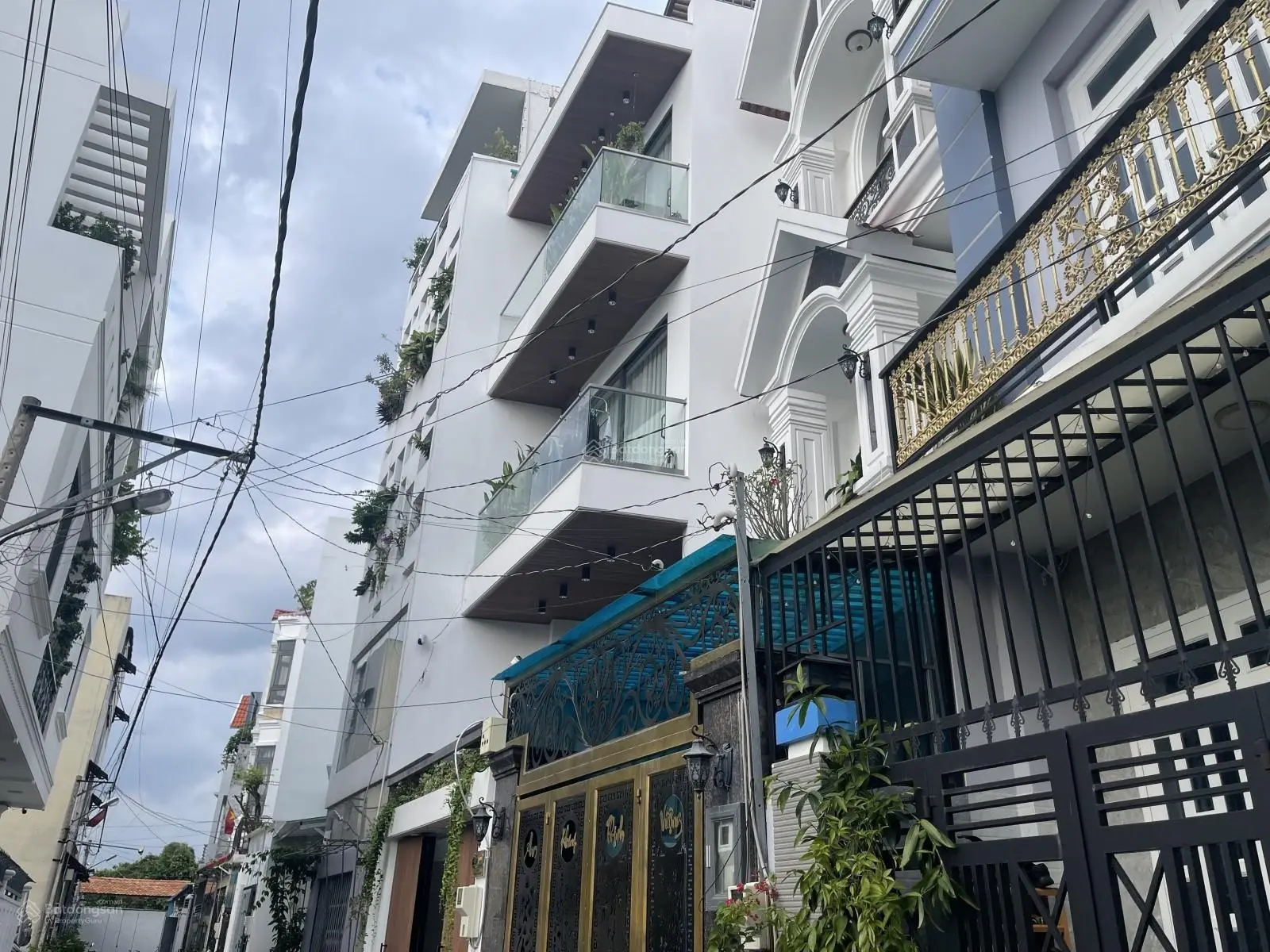 Cực hiếm, Quốc lộ 13, Hiệp Bình Phước, hẻm xe hơi, 2 tầng, 54m2, chủ bao hoàn công, 4.6 tỷ (TL) ạ