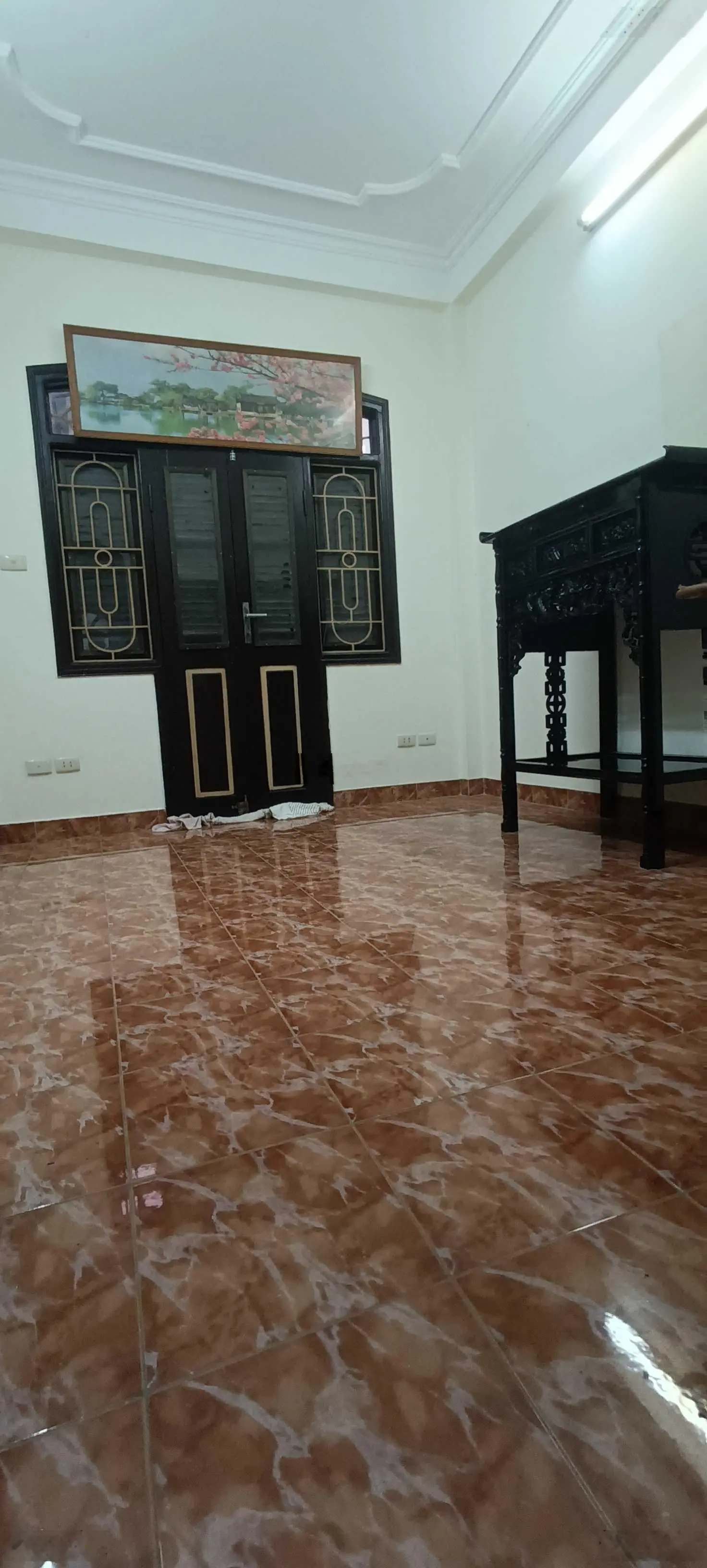 BÁN GẤP NHÀ ĐẸP CẦU GIẤY NGÕ VÍP _ 50M.4 TẦNG .DÂN XÂY.VÔ CÙNG CHẮC CHẮN. OTO ĐẬU CỬA.CHÀO:9.6 TỶ
