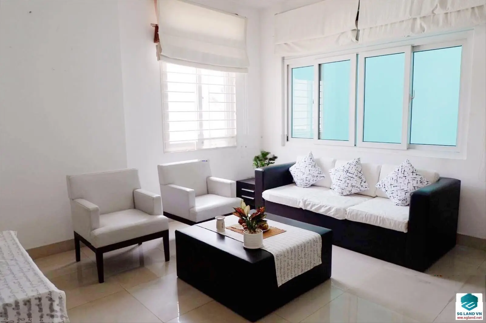 Hàng cực hiếm! Bán Tòa Căn Hộ Dịch Vụ Cao Cấp, 6 tầng tại khu vực đất vàng cho khách lưu trú!