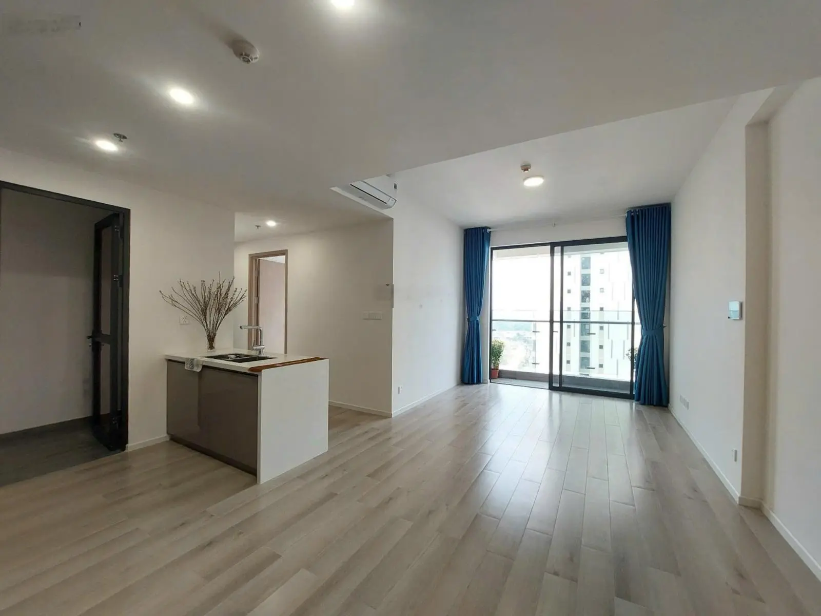 Chỉ 4tỷ4 Sở hữu Căn Góc 2 phòng ngủ Masteri Centre Point trong Vinhomes Q9