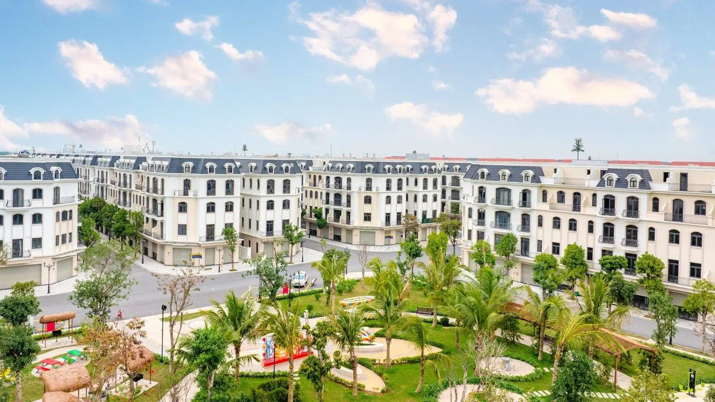 Bán biệt thự sao biển 2 mặt tiền, đường 20m cạnh công viên, đối diện 10 tòa chung cư cao cấp,