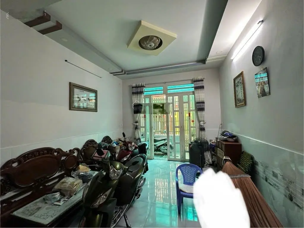 Bán nhà đẹp sát MT Âu Dương Lân 4 tầng, 52m2, nở hậu vuông vức, HXH, giá 6,8 tỷ, pháp lý chuẩn