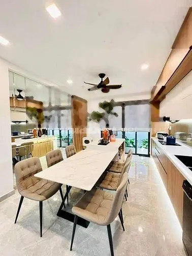 Ngộp! Bán gấp nhà HXH đường Nhất Chi Mai, P13. DT: 4x25m [CN: 100m2]. 5 Tầng Kiên Cố, Giá 12.8 tỷ
