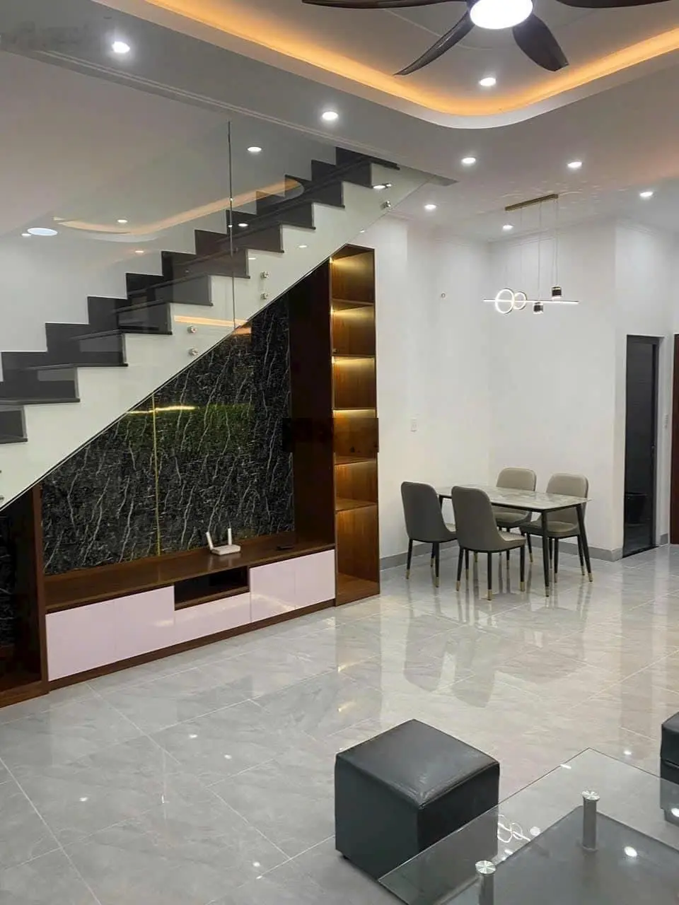 Nhà phố 90m2 đã có sổ. Chỉ đúng một căn duy nhất tại Lái Thiêu, Thuận An