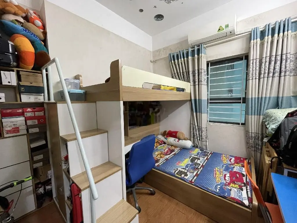 Bán căn 2 ngủ sổ đỏ cất két ban công Đông Nam Kim Văn Kim Lũ giá 2tỷ2