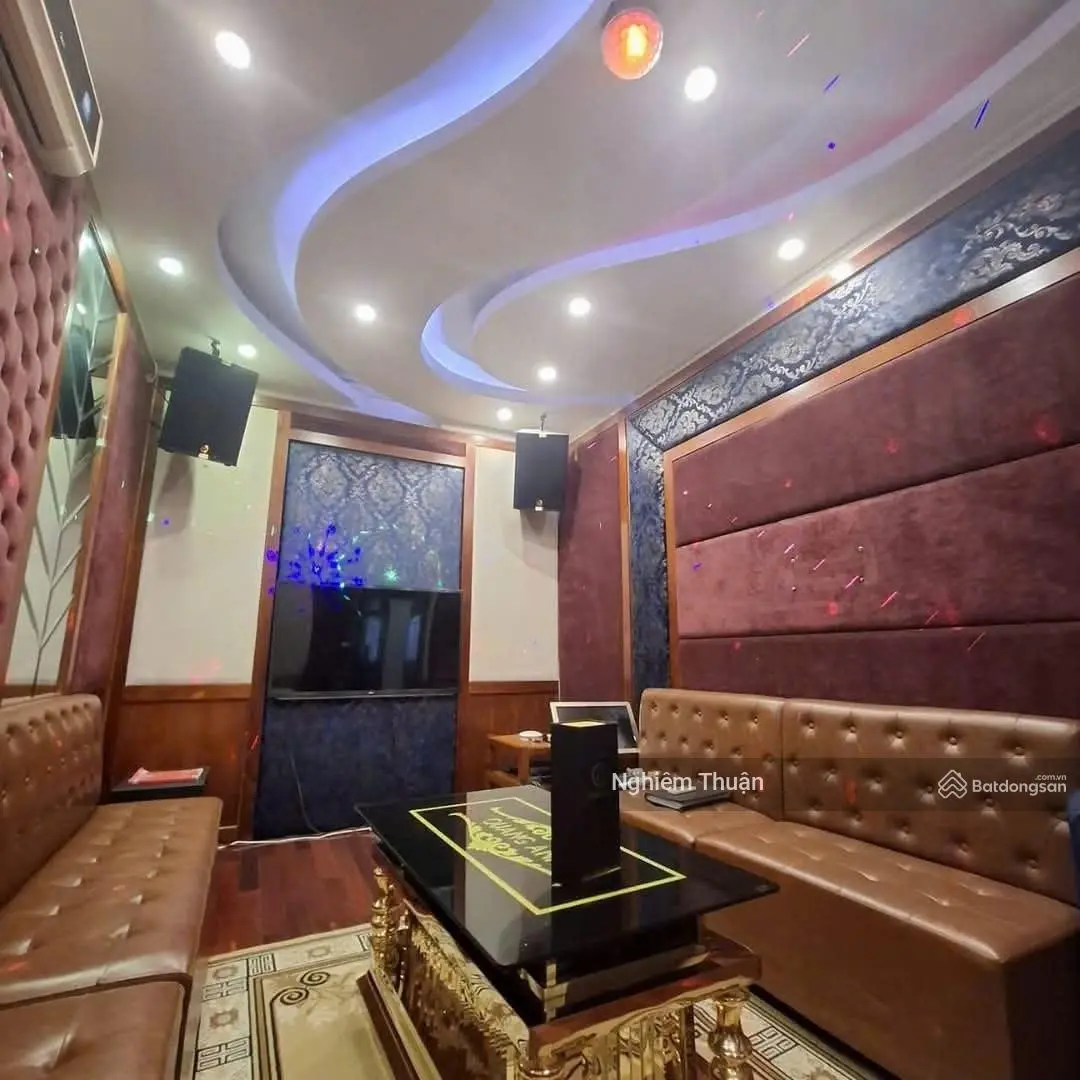 Bán biệt thự Bán đảo Linh Đàm, Hoàng Mai, Hà Nội, 235m2, MT 16m, ở & kinh doanh, hơn 50 tỷ