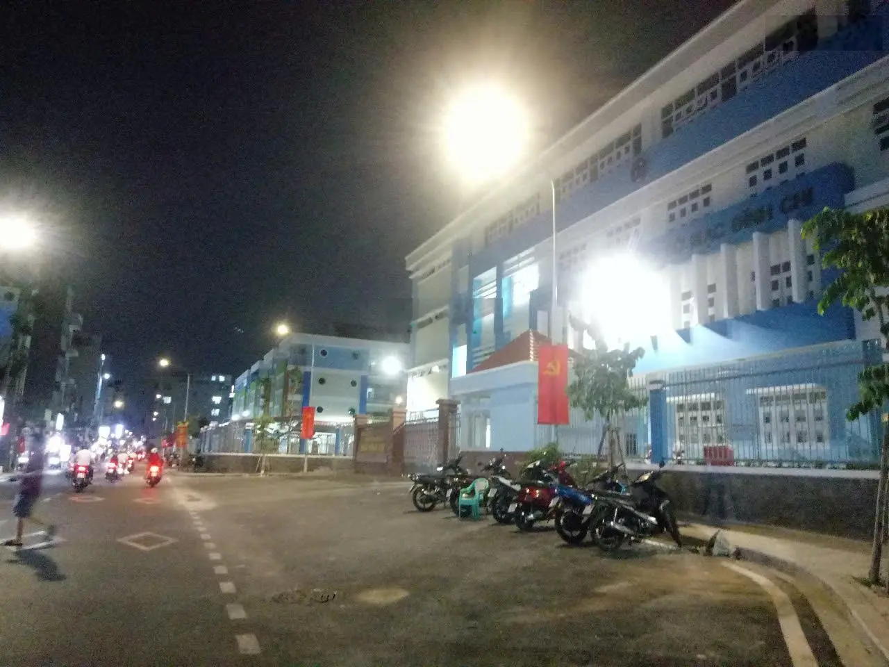 Hiếm nhà bán MT đường Chấn Hưng, P.6, Q.Tân Bình - Nhà đẹp, vị trí vàng, không mua là tiếc!