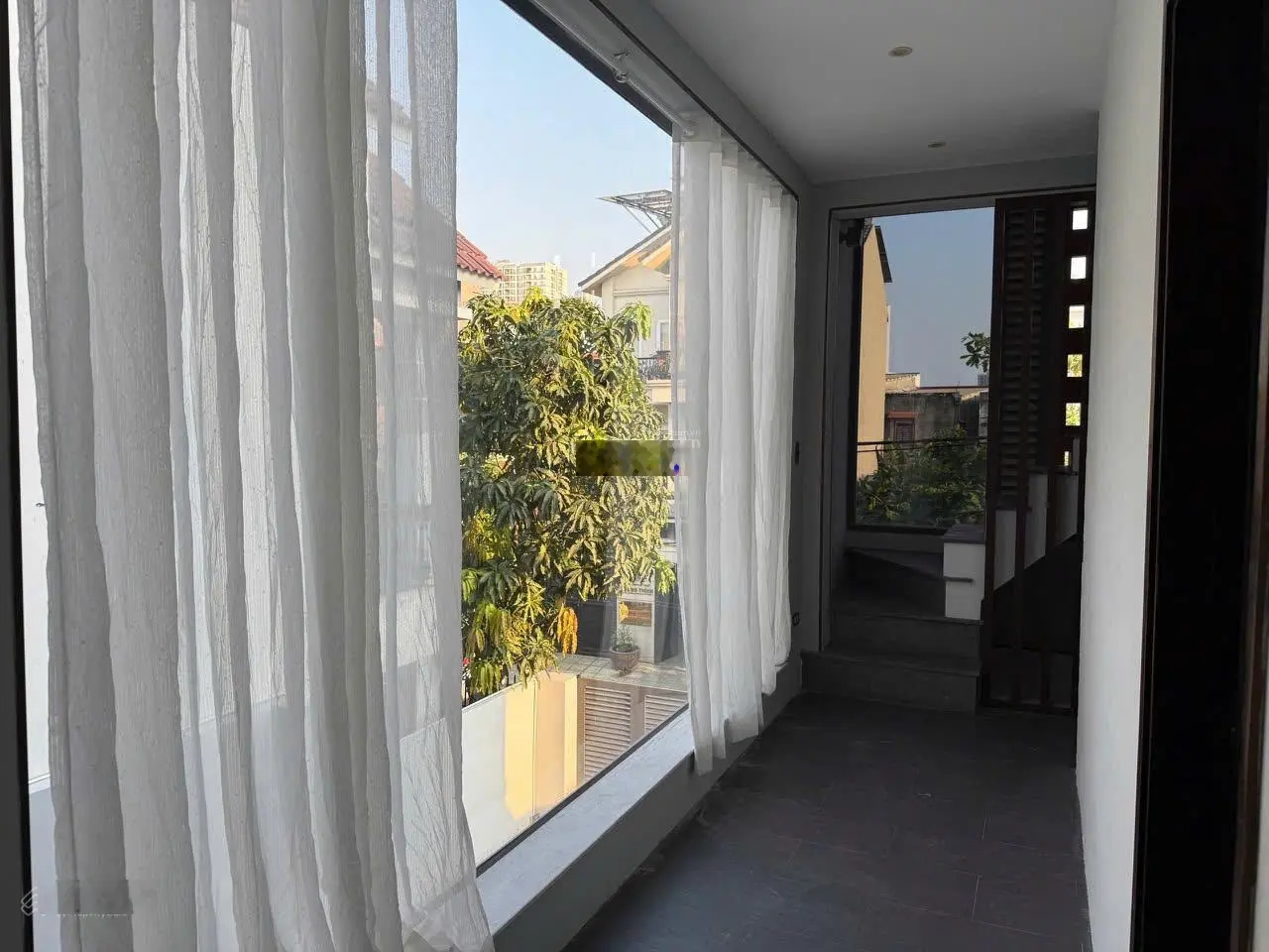 Biệt thự đường số 12m trung tâm Quận 7, 9*17,5 chỉ 14,5 tỷ rẻ như nhà phố.