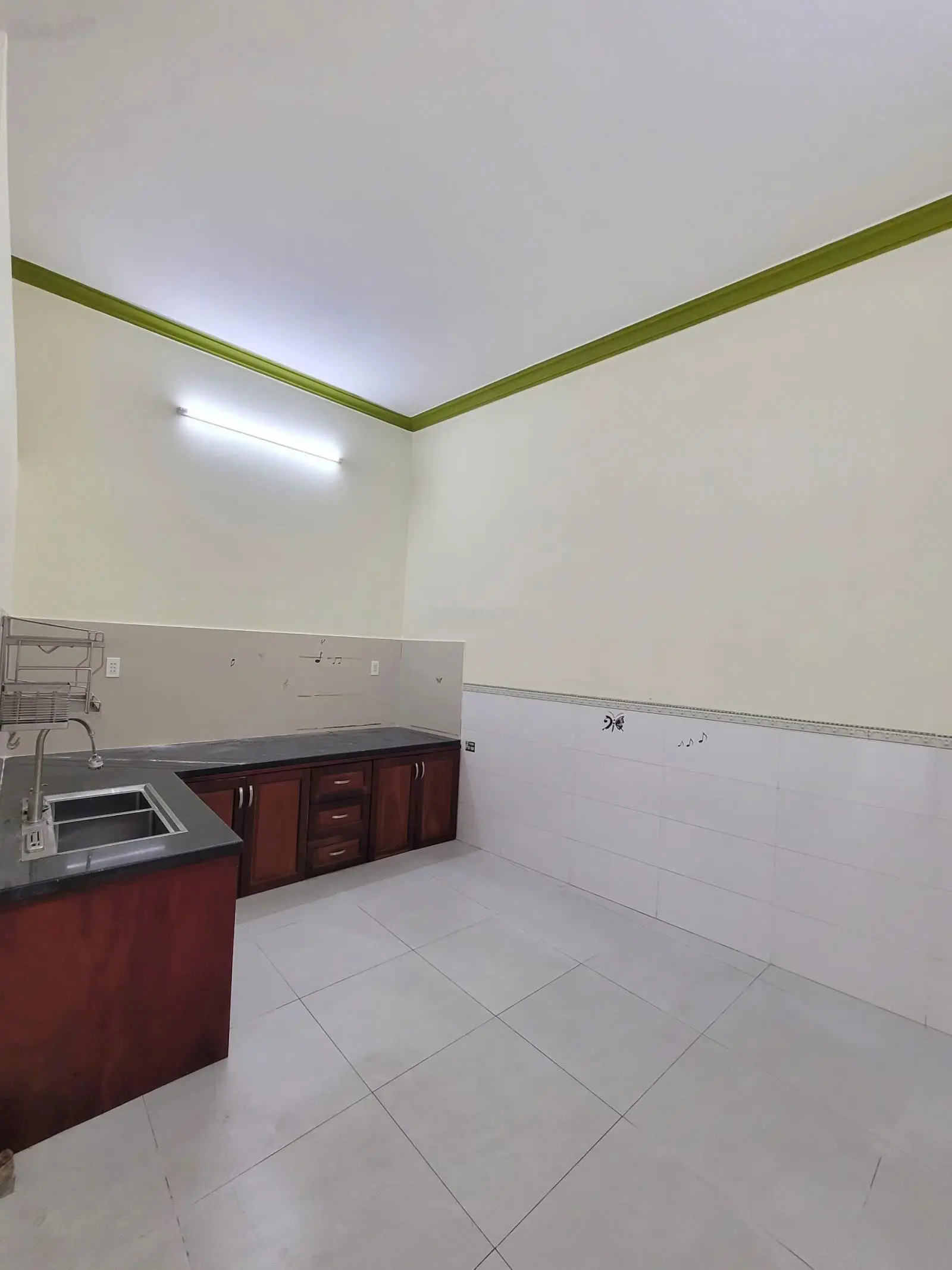 Bán nhà 1 trệt 1 lầu ngay TTHC Dĩ An và BigC Dĩ An Đường xe hơi 3ty5 TL Chủ