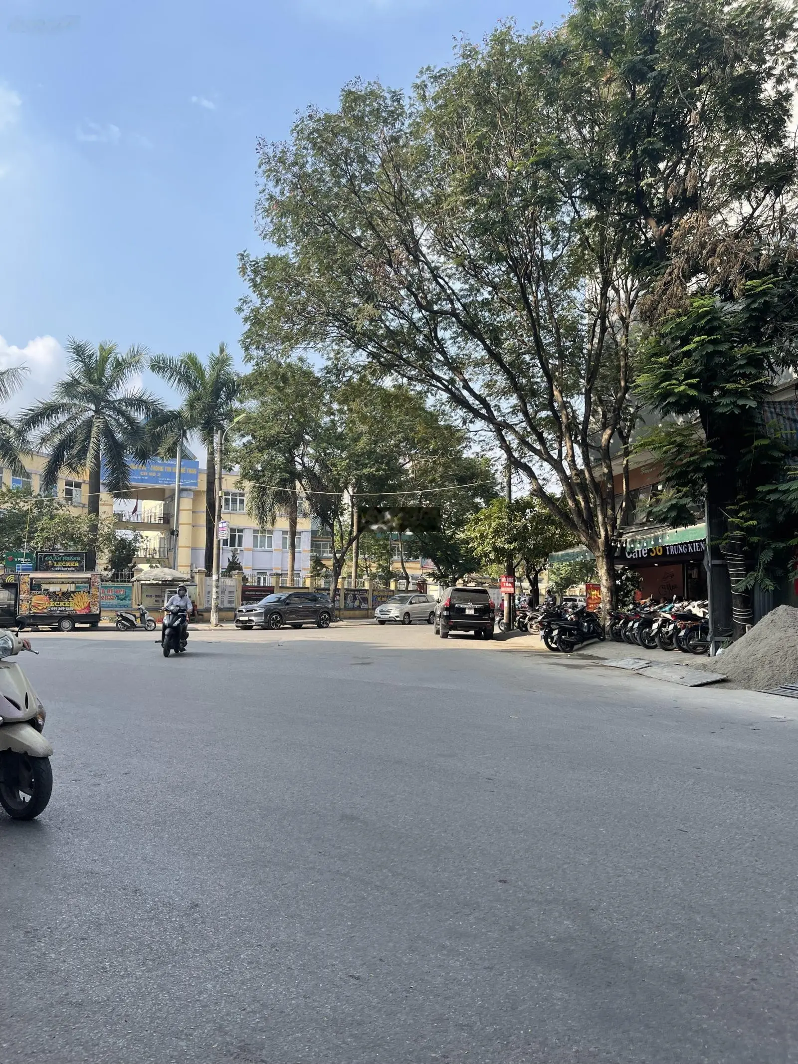 Mặt phố chính Đền Lừ 4làn ôtô tránh dành cho đầu tư. Vị trí đẹp nhất 5tầng diện tích 46m2*16,8tỷ TL