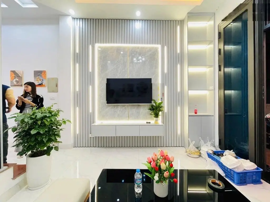 Bán nhà phố định công dt 45m x 4 tầng. Giá bán 6.1 tỷ