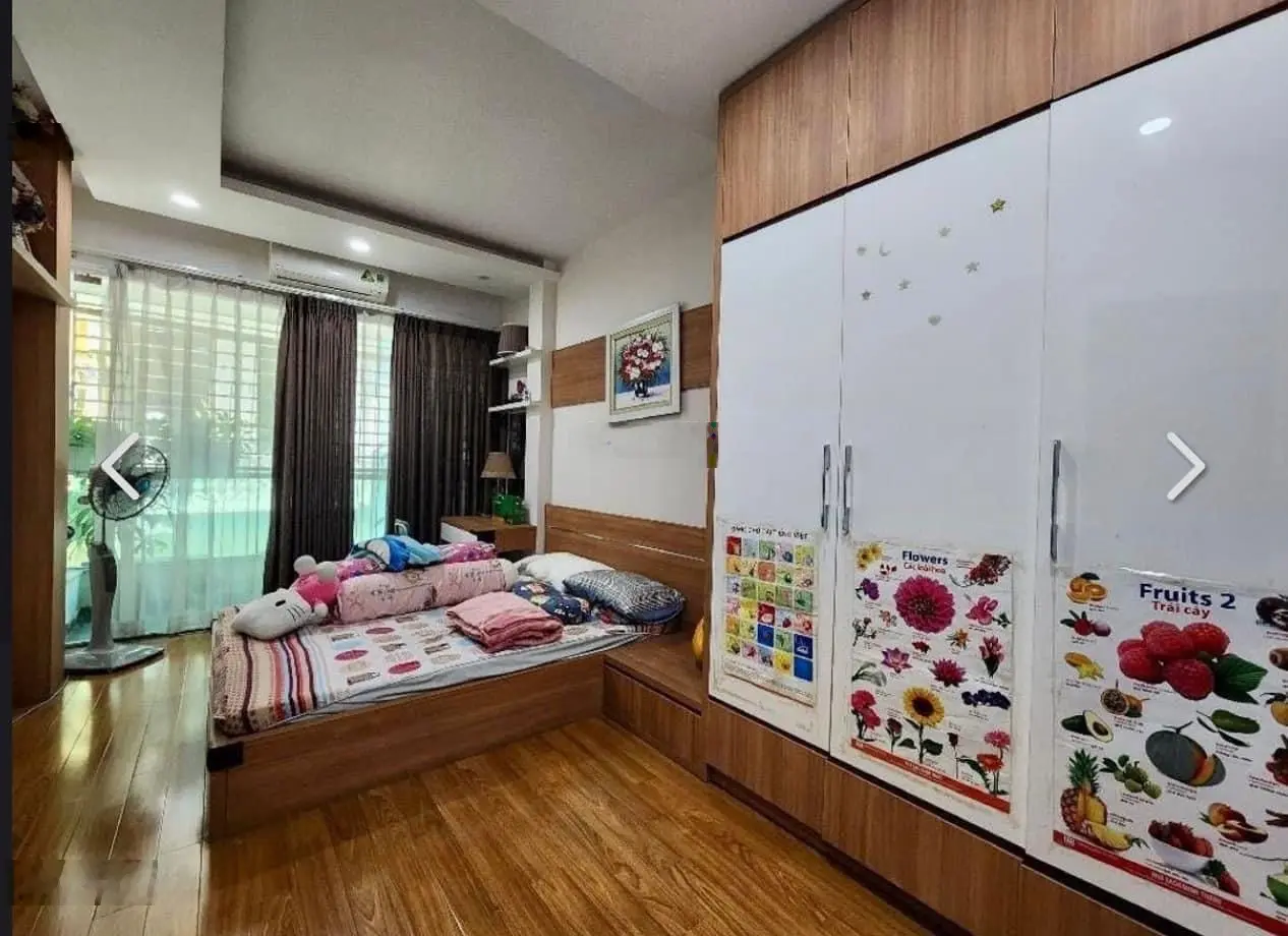 Phố vip! Hoàng Quốc Việt, Phân Lô, ô tô tránh, thang máy, kinh doanh, ở tuyệt vời, 65m2*5T