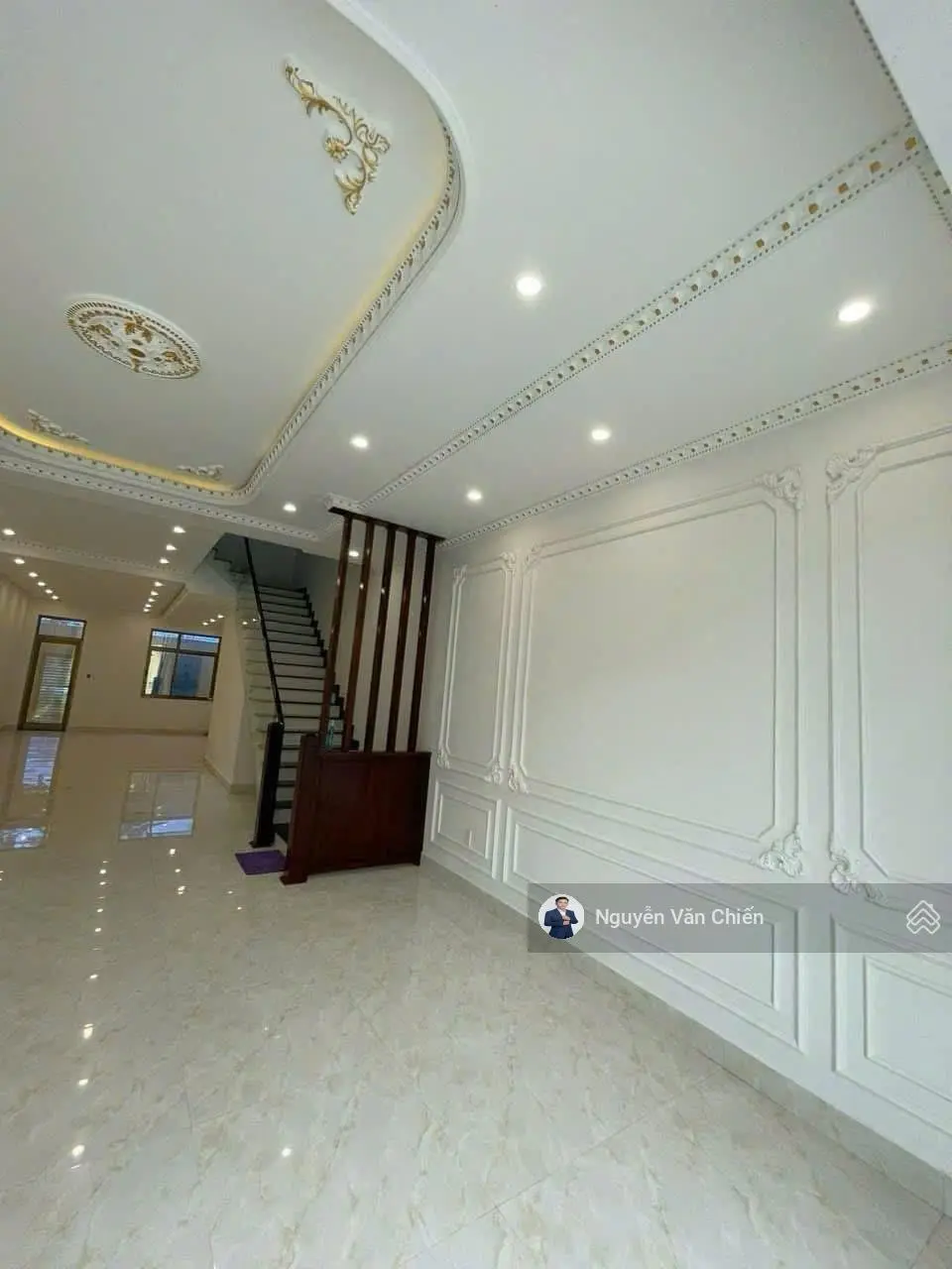 Chính chủ bán shophouse Mê Linh full nội thất giá chỉ 5,350 tỷ/105m2 Đông Nam sạch đẹp, giá rẻ