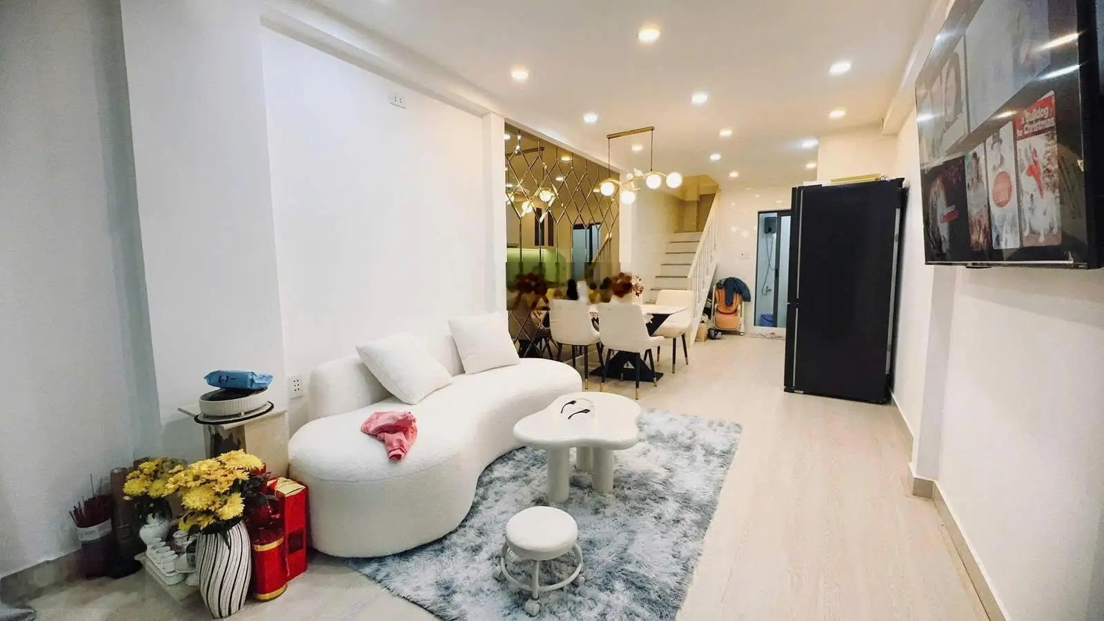 Bán nhà 2 tầng nguyễn tri phương, q.10 chỉ 5,5 tỷ