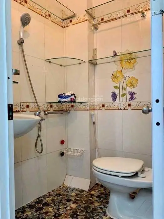 Chủ bán căn nhà hẻm 266 Tôn Đản, Quận 4