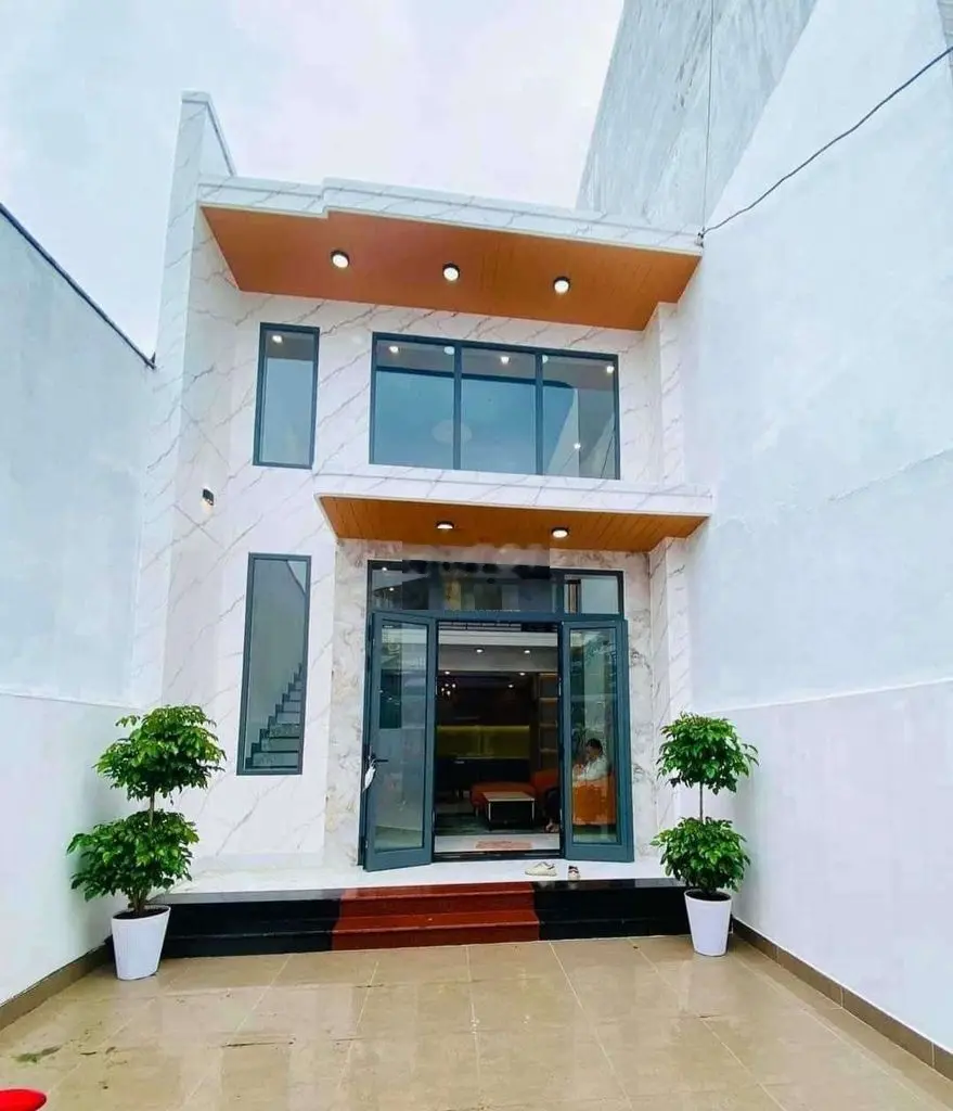 Nhà sổ riêng, 1 căn *** gần trường lái Bửu Long.