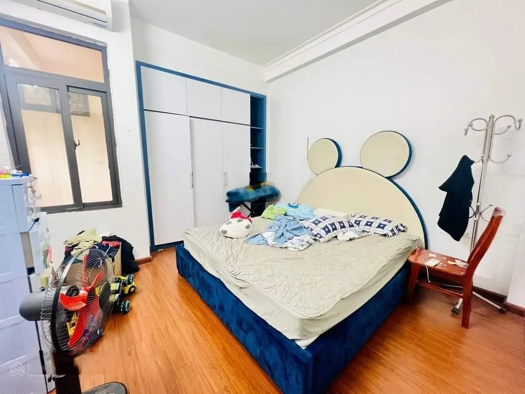 Bán nhà Đức Diễn, Bắc Từ Liêm xây mới 5 tầng lô góc, 5 tỷ