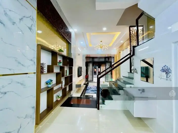 Thanh lý nhà Đ.Số 10,P.Tam Bình,Tp.Thủ Đức.Giá chỉ 3 tỷ 050 tr .Cách Cầu vượt gò dưa chỉ 700m.