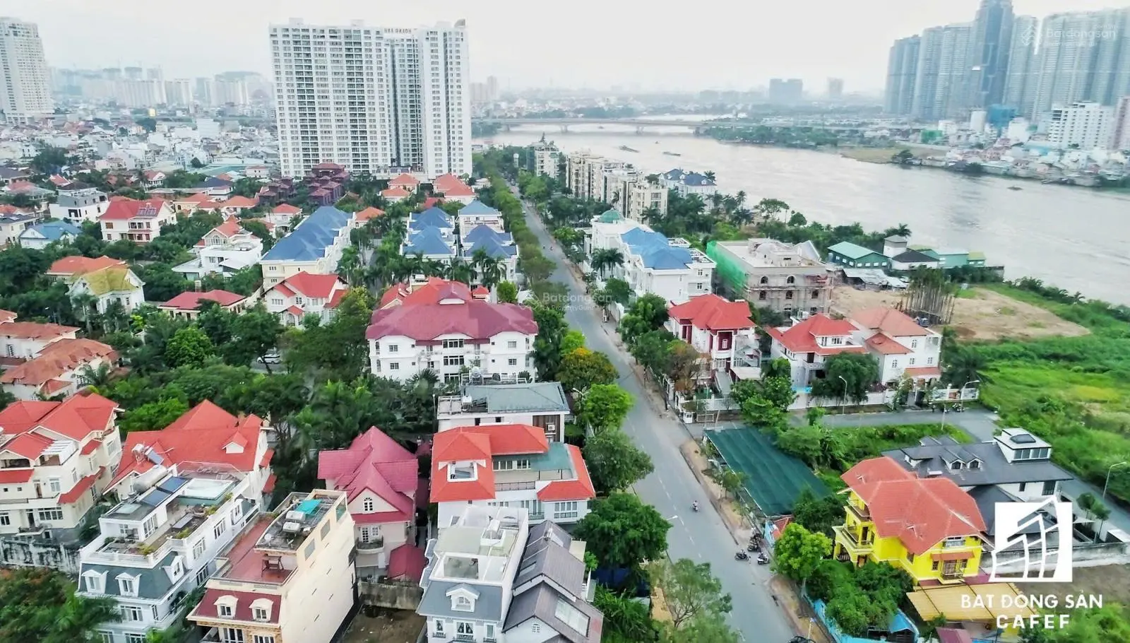 Duy nhất lô đất 700m2 trực diện sông SG, view LM 81 mặt tiền đường Nguyễn Văn Hưởng chỉ 100 tỷ