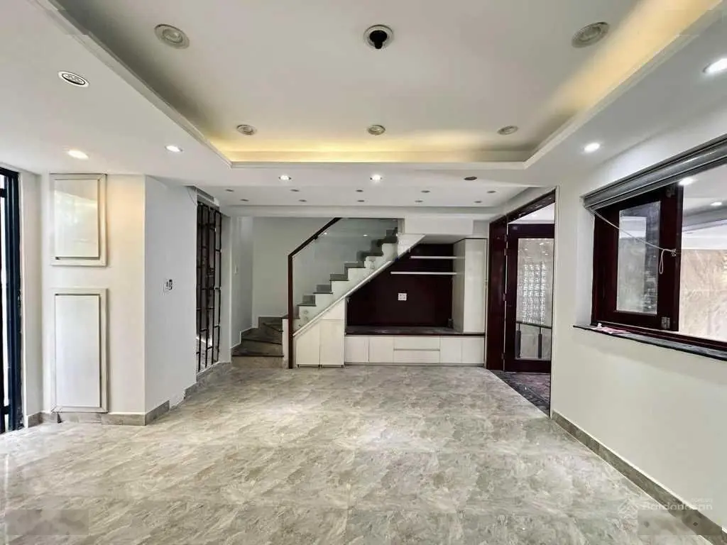Mặt tiền biệt thự ngay Nguyễn Văn Trỗi 70m2, ngang 5.8m, 5 tầng, 8PN, bán hầm, chỉ nhỉnh 14 tỷ