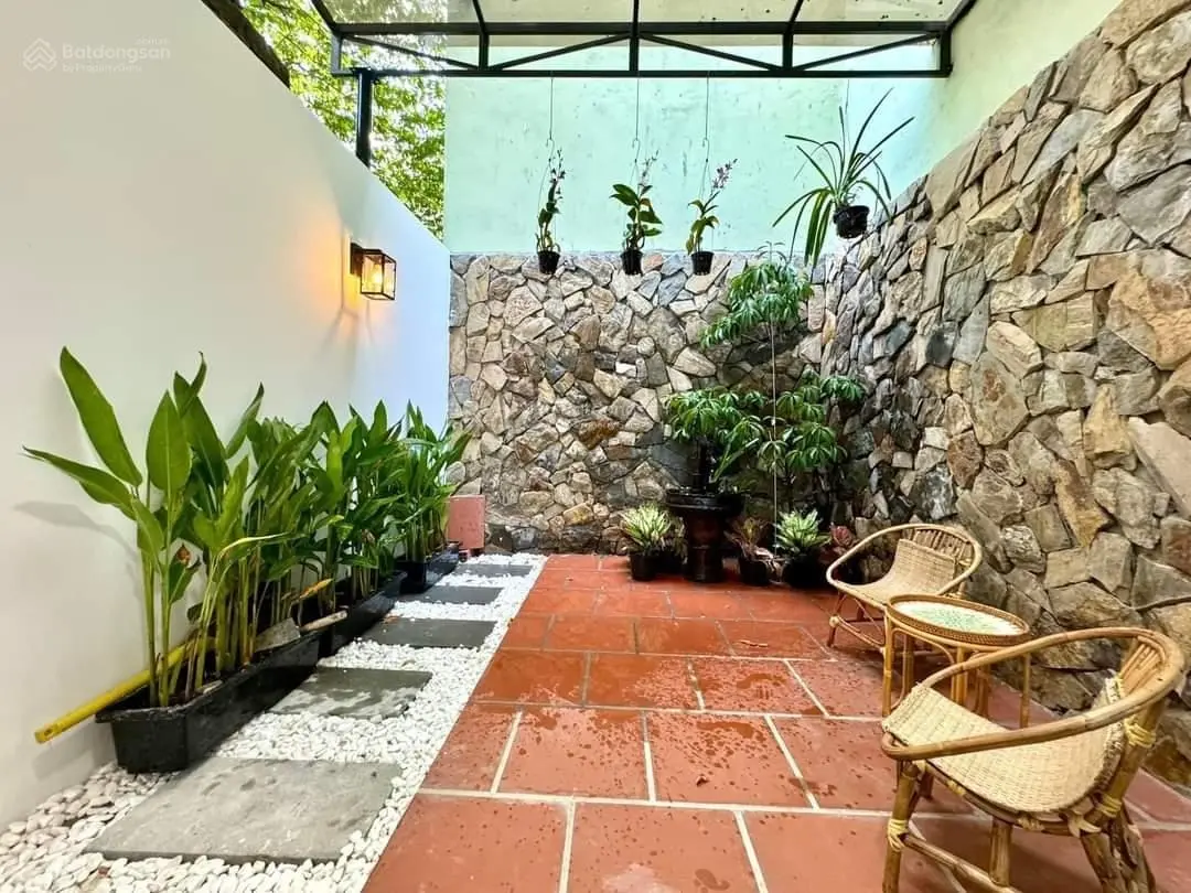 Bán nhanh thay chủ nhà diện tích lớn 78m2 - 193 Bà Hạt, P. 9, Q. 10 để định cư. Thuê 30tr. SHR