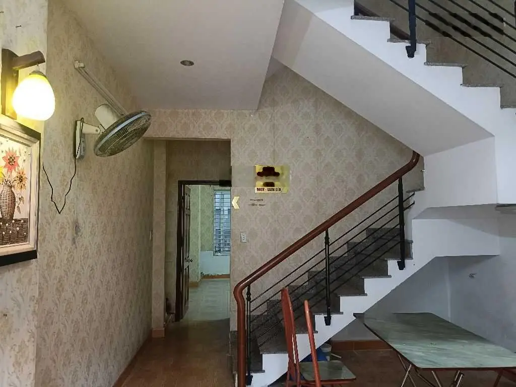 Bán 2 nhà 4 tầng liền kề MT Ông Ích Khiêm thuận tiện kinh doanh