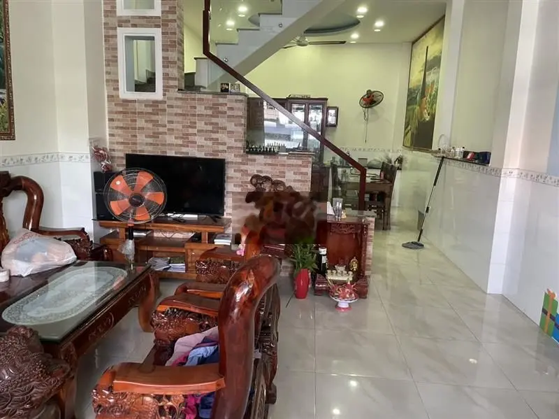 BÁN NHÀ 3 TẦNG HẺM XE HƠI, HÀNG XÓM VẠN PHÚC CITY,61M, NHỈNH 4 TỶ.