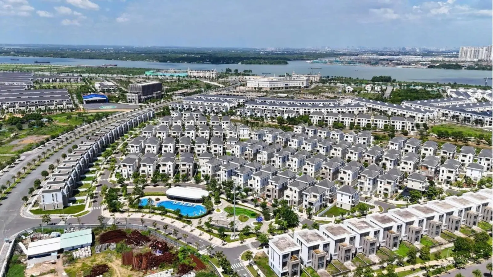 Tổng giỏ hàng những căn biệt thự Grand Villas giá tốt nhất tại Aqua City 2025. Giá 14.6 tỷ DT 15x20