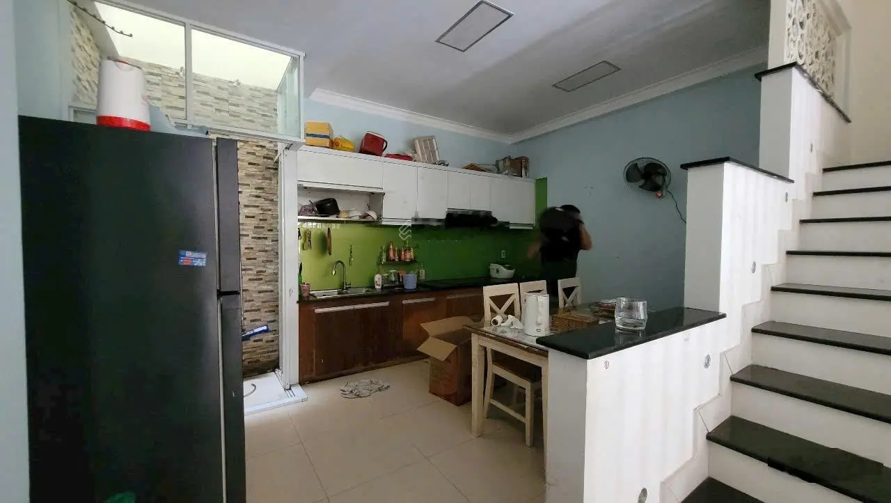Bán gấp căn góc 2 mặt tiền đường Trịnh Như Khuê ngay Chợ Bình Chánh (5x21m) cho thuê 18tr/th