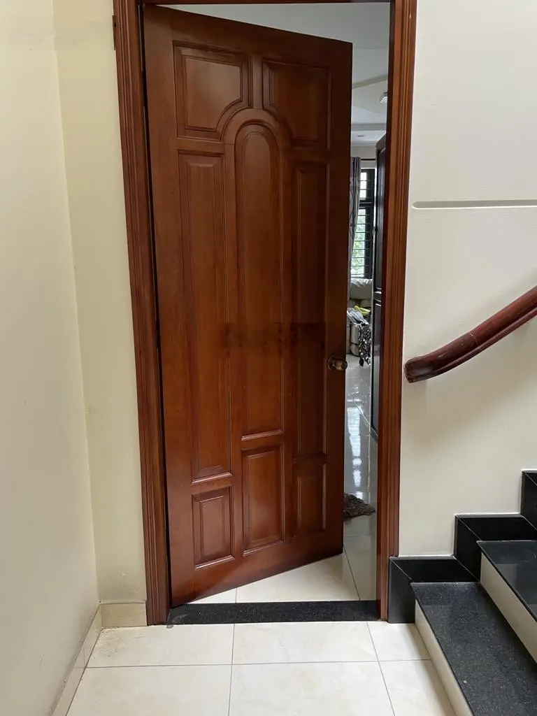 Nhà Hiếm Khó Tìm -Gần Trường Tân Trụ- Phường 15-Tân Bình- DT 85M- 3 Tầng Chắc Chắn-Xe Hơi Trong Nhà
