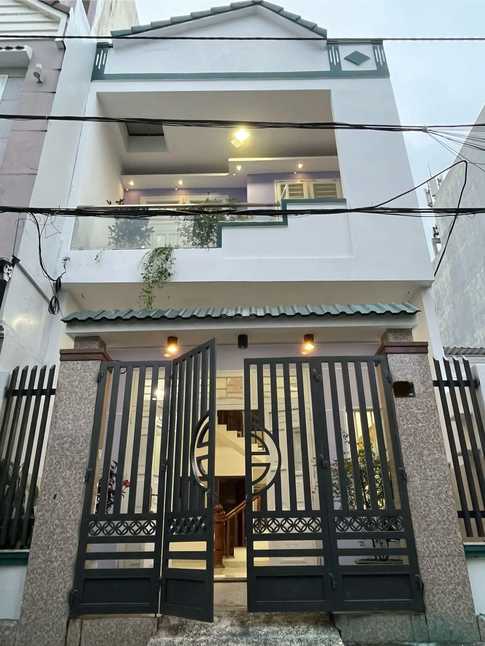 Nhà đầu cầu Rồng (Trần Hưng Đạo - Võ Văn Kiệt)