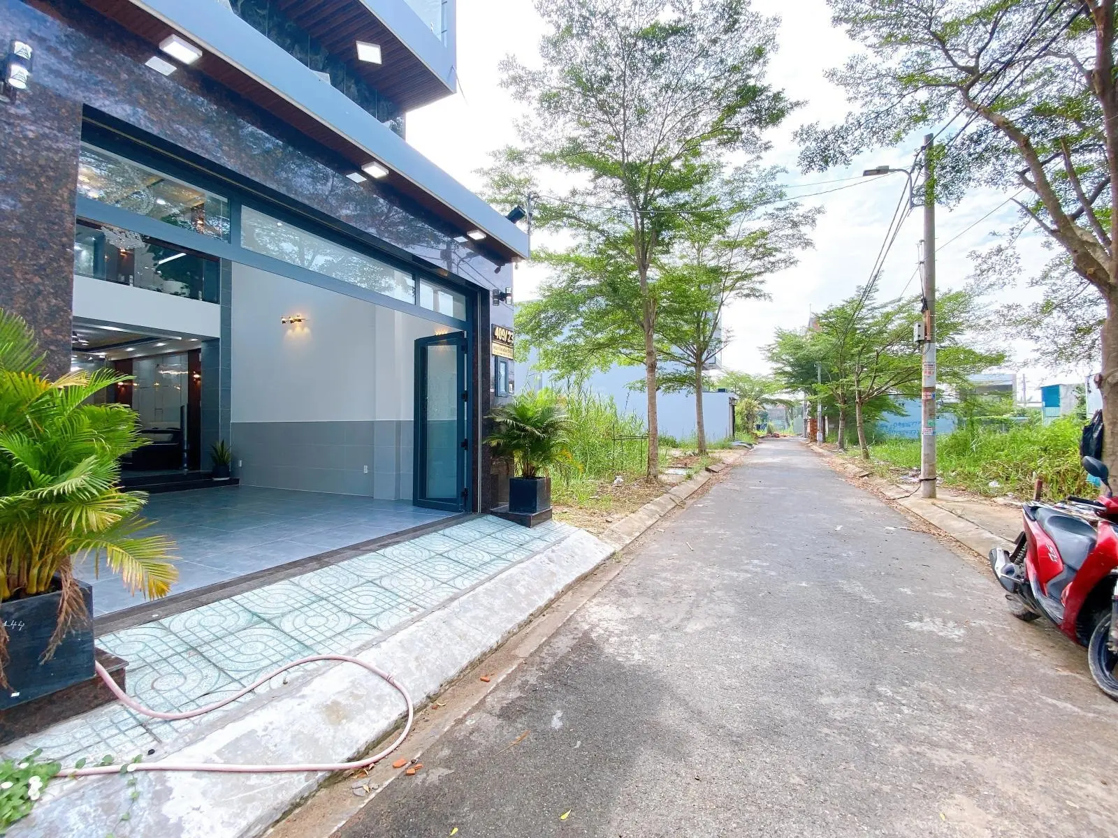 Bán Nhà Riêng tại Nguyễn Văn Tạo, Long Thới, Nhà Bè, HCM, 7,9 tỷ, 85 m2, view đẹp