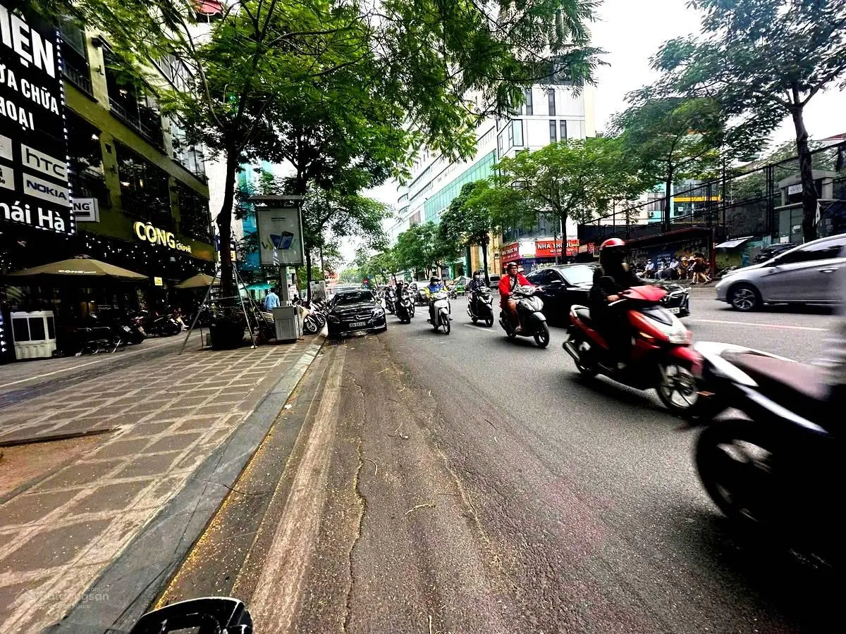 Bán nhà mặt phố tại Láng Hạ, Đống Đa, Hà Nội, 50 tỷ, 68m2