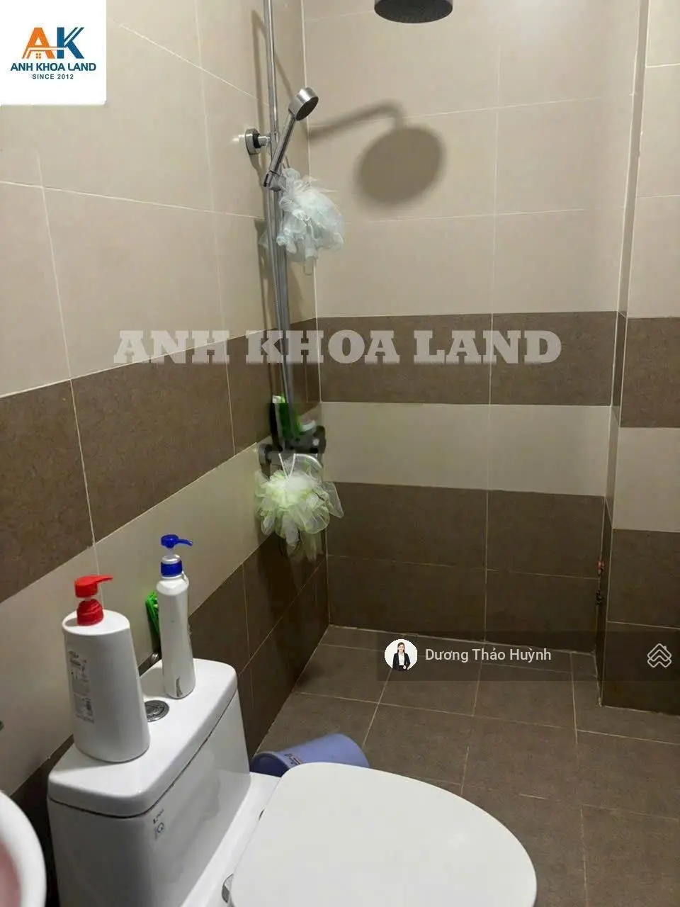 Ngộp! Bán gấp Nhà 3 Tầng Cực đẹp- sát Hoàng Diệu 2- Đường 8m Ôtô đổ cửa Giá còn TL cho khách