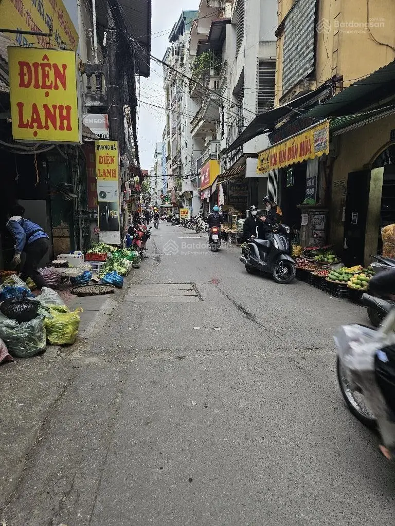 Bán nhà mặt phố pháo đài láng - vip đống đa - kinh doanh sầm uất ngày đêm-52m 5 tầng mt 4.2 17.6 tỷ
