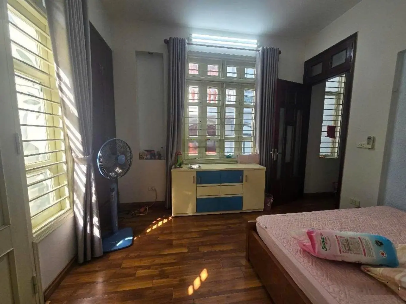 CẦN BÁN GẤP - Nhà Phố Đốc Ngữ, Ba Đình, Oto tránh, 2 Thoáng, Dân Xây, 56Mx5Tầng - Chỉ 20.5Tỷ