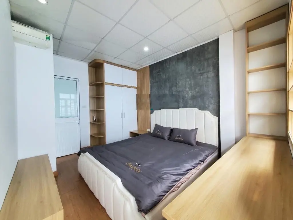 Nhà đẹp CẦU DIỄN , 60m2 , MT 10m , phân lô , lô góc , ôtô đổ cửa , 150m ra phố , chào 13,6 tỷ .