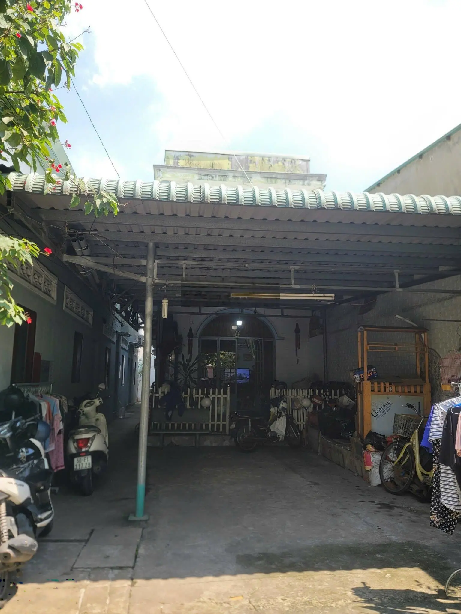 Bán Nhà Gần Khách Sạn 57 Đang cho thuê tháng 20tr