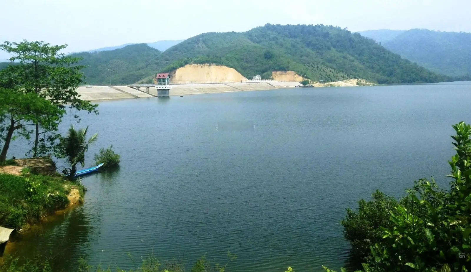 Bán 1,7 héc ta đất MT đường 30-4 thị trấn Đạ Tẻh, giá 37 tỷ