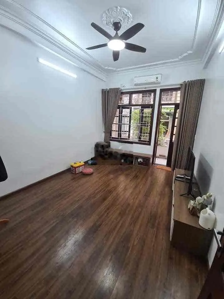 Bán nhà Nam Dư 33mx5tầng mặt tiền 4m giá 4,1tỷ. 10m oto 30m oto tránh