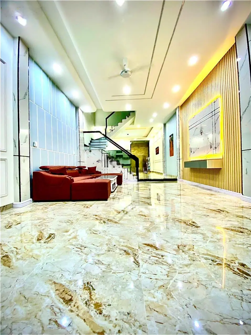 Nhà 1 trệt 2 lầu và 1 sân thượng giá Tốt dành cho bạn. Tặng Cho Bạn 2 Chỉ Vàng 9999 Ở Cho HỒNG PHÁT
