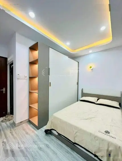 Bán nhà 2 lầu - 3 phòng ngủ - diện tích 30m2