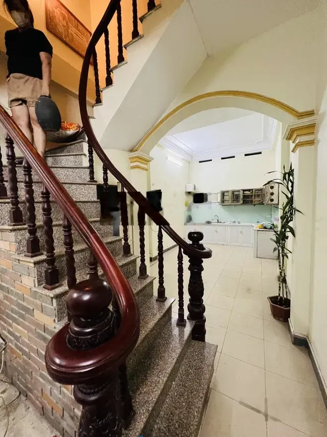 Bán nhà Láng Thượng - DT 44m2 - 4tầng - MT4m - 11.5 tỷ