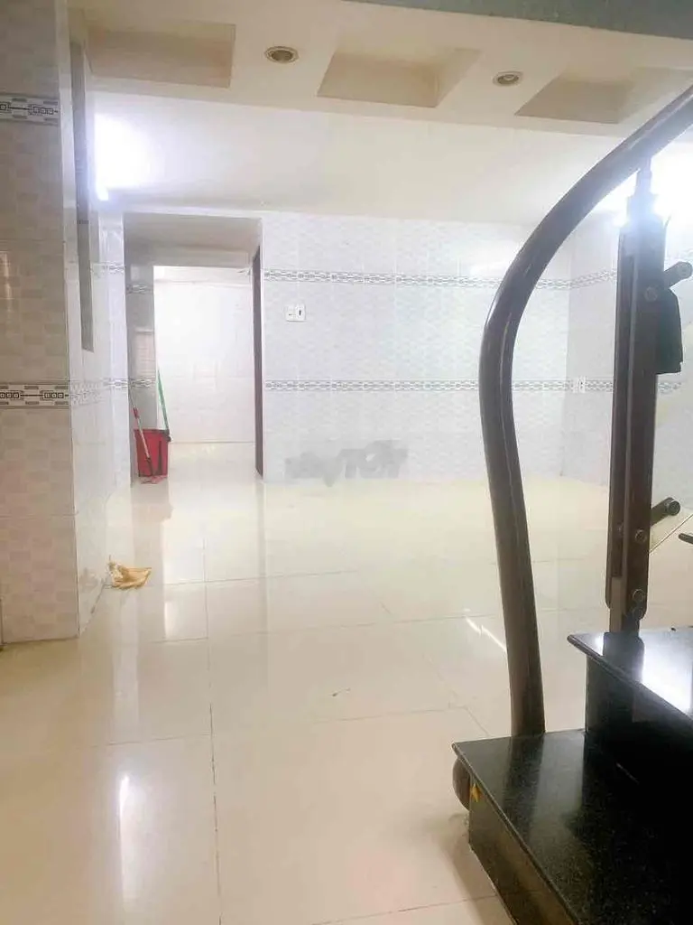 nhà trương công đinh 4x11m 1 lửng 1 lầu 4.89ty