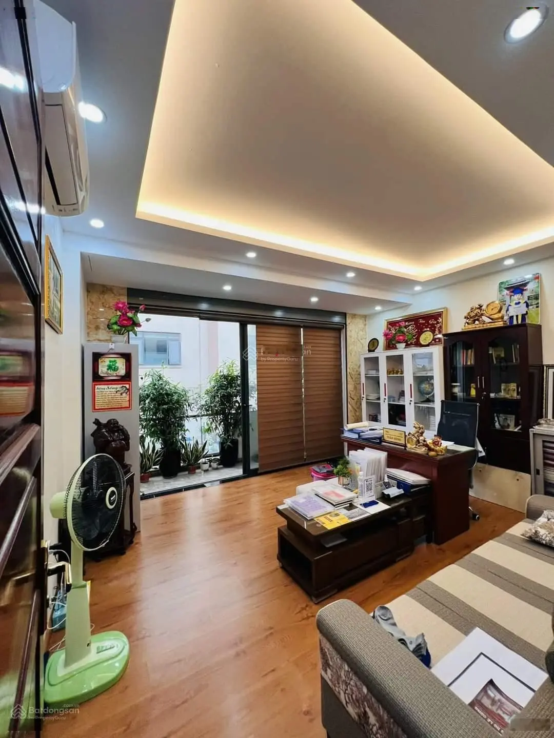 Bán nhà phân lô, ô tô đỗ cửa, vào nhà, full nội thất, nhà đẹp, TT Hoàng Mai, vô vàn tiện ích