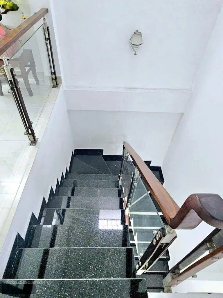 Quá hiếm! bán nhà 3 tầng đẹp - XH đỗ cửa Nguyễn Thị Thập - Huỳnh Tấn Phát sát Nam Long 48 m2 4.x tỷ
