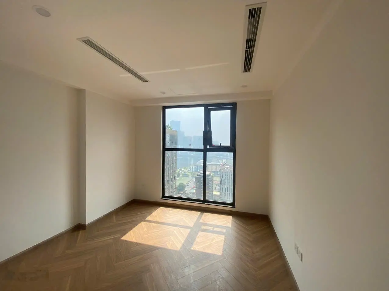 Cần bán căn hộ Sky Villa ban công Đông Nam duy nhất tại Dreamland Bonanza, 300m2 giá tốt chỉ 15 tỷ