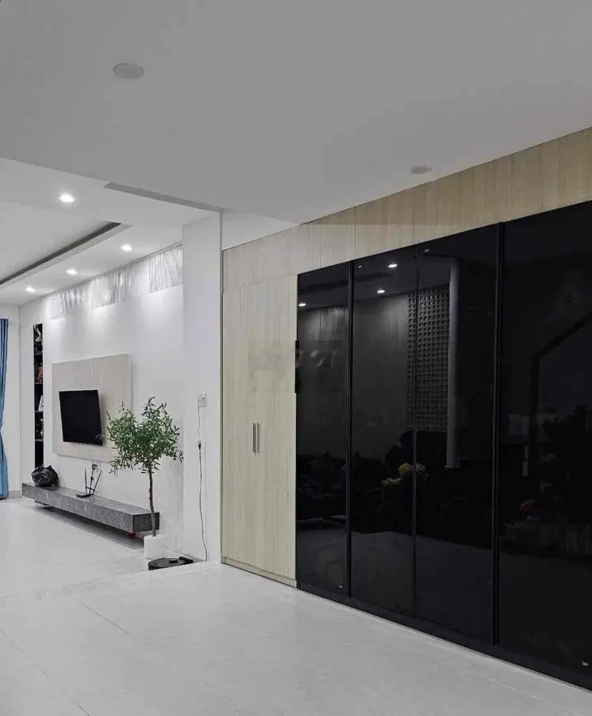 Nhà 3 Tầng 3 Mê Tuyến Phố Đường 5m5 Cực Đẹp Đặng Huy Tá