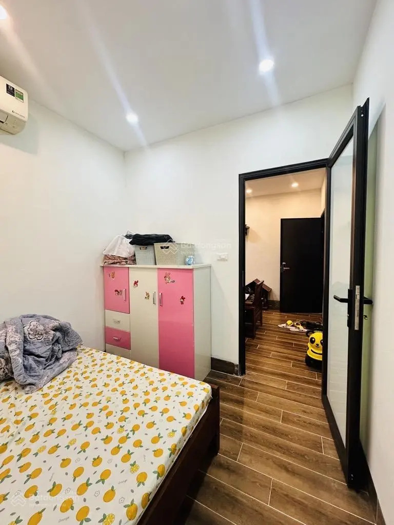 Bán siêu phẩm tập thể hồ đắc di, nhà mới ô tô đỗ cửa, tặng full nội thất 70,5 m2, giá 3,85 tỷ