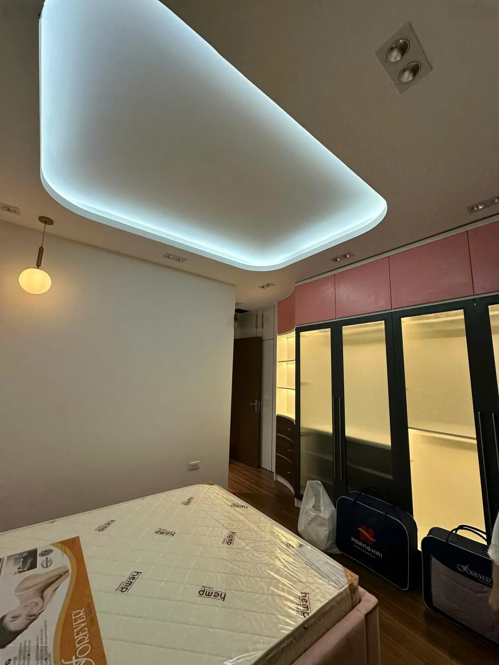 Cọ Xanh 8 - Vinhomes Ocean Park 2, 10.2 tỷ, 52m2 có thang máy full đồ